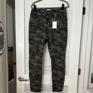 Good American Olive Green Camo Slim Jeans
